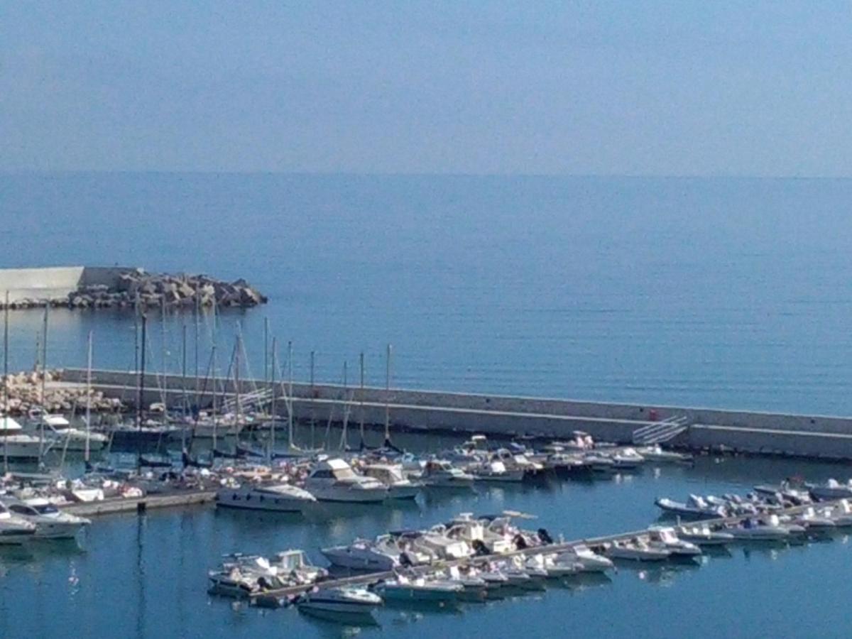 Апартаменты Loft Sul Mare Балестрате Экстерьер фото